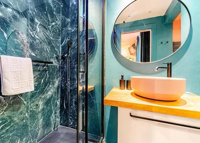招待所 Moderna Apartments - Charme & Relax In Centro - Free Parking 摩德纳