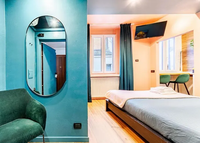 Moderna - Charme & Relax In Centro 3*