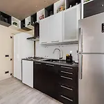 Moderna Apartments - Charme & Relax In Centro - Free Parking