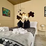 Moderna Apartments - Charme & Relax In Centro - Free Parking 3* Modena