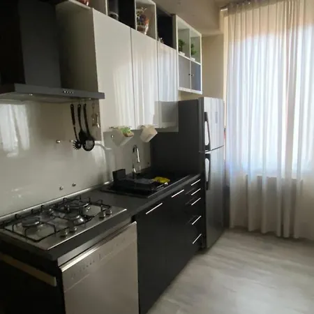 Moderna - Charme & Relax In Centro 3* 모데나