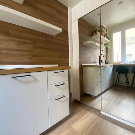 Guest house Moderna - Charme & Relax In Centro 3*