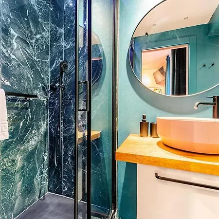 Guest house Moderna - Charme & Relax In Centro Modena