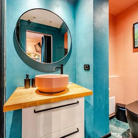 Moderna - Charme & Relax In Centro - Free Parking 3* Modena